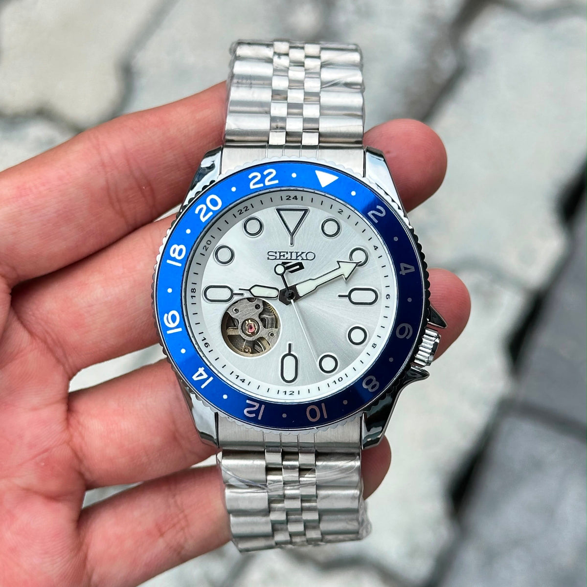 Seiko Prospex Solar Diver’s White Automatic